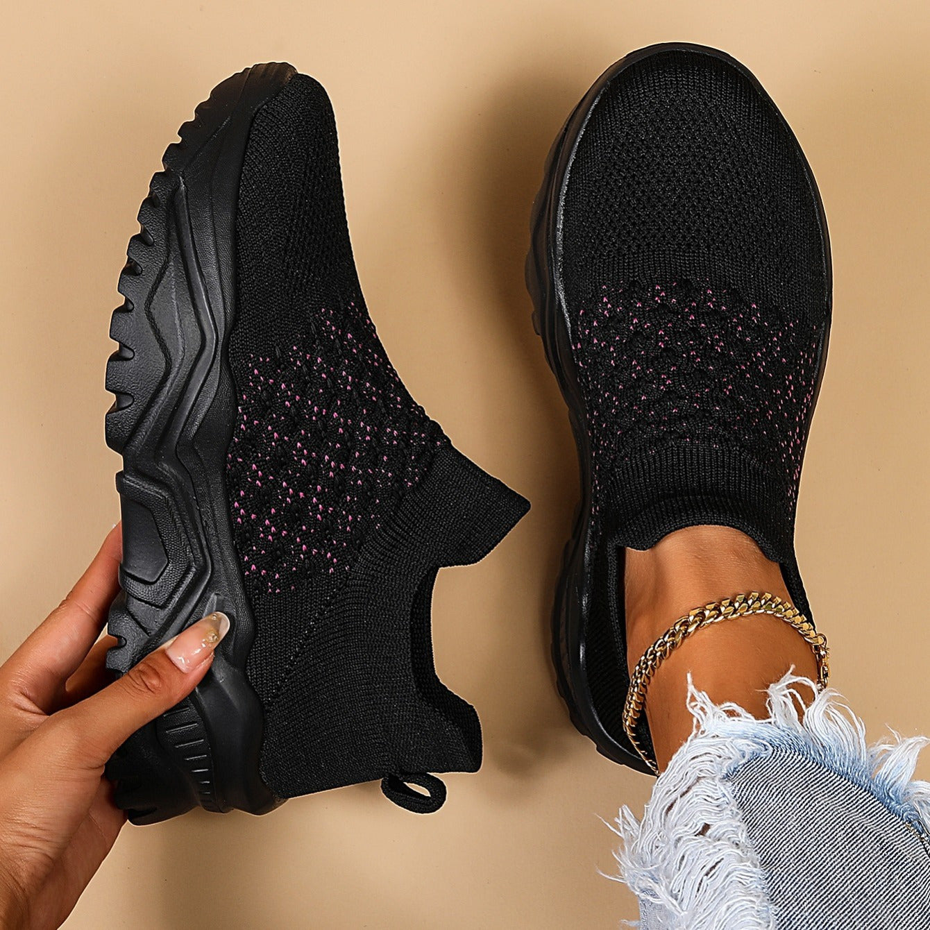Breathable Lightweight Women's Slip-On Sneakers Casual Low Top Running Shoes with EVA Sole