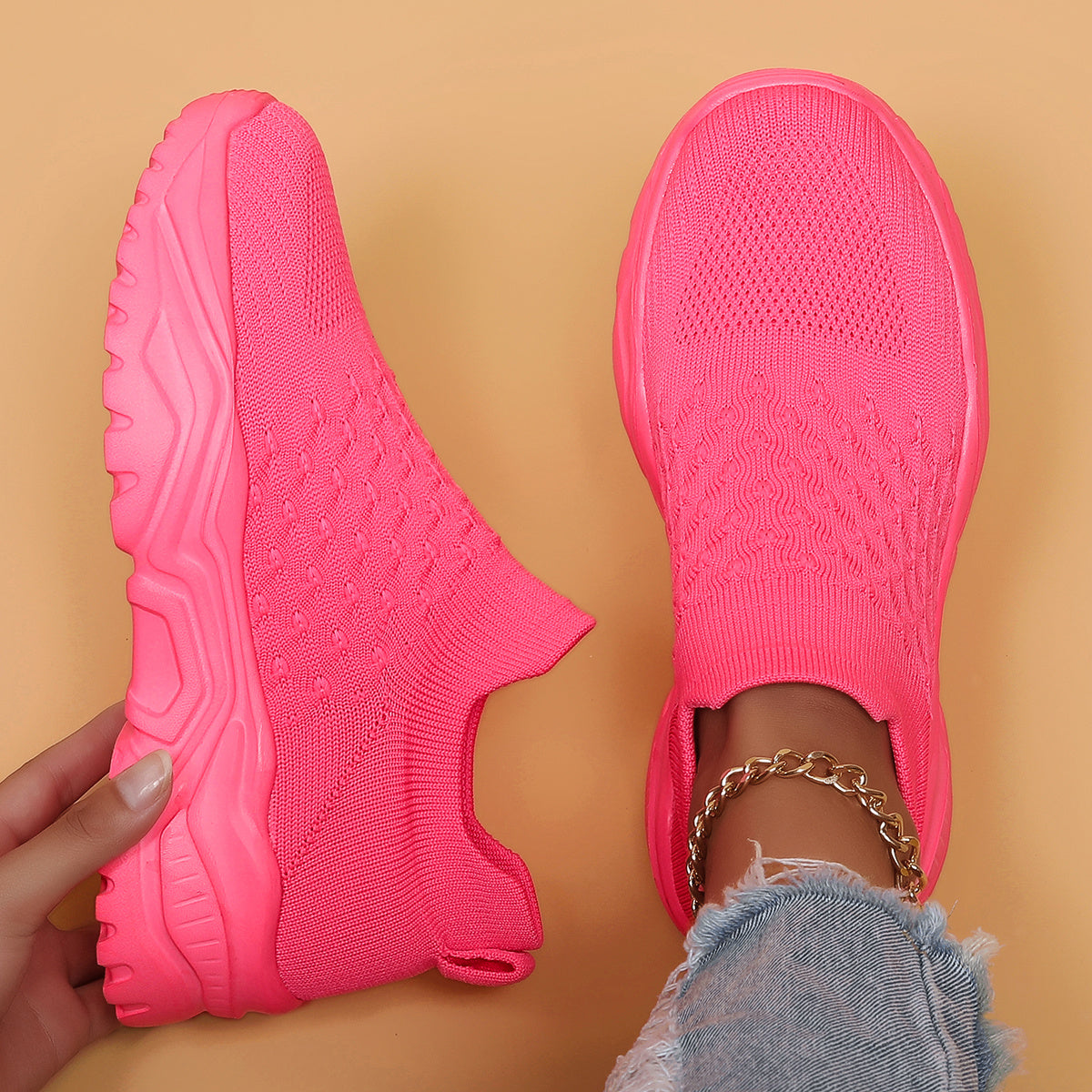 Breathable Lightweight Women's Slip-On Sneakers Casual Low Top Running Shoes with EVA Sole