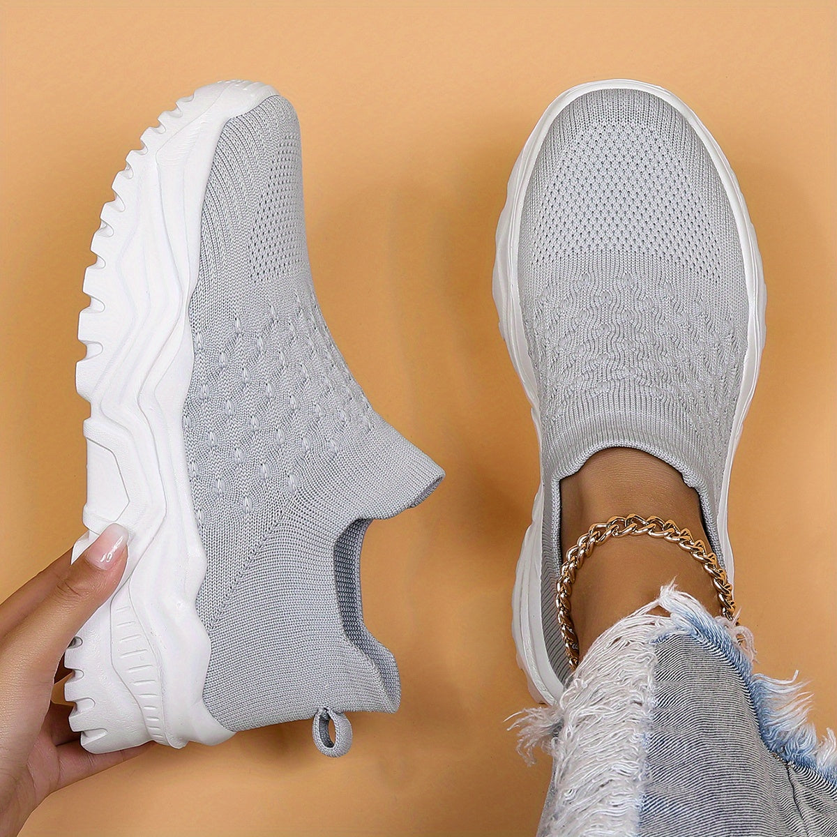 Breathable Lightweight Women's Slip-On Sneakers Casual Low Top Running Shoes with EVA Sole