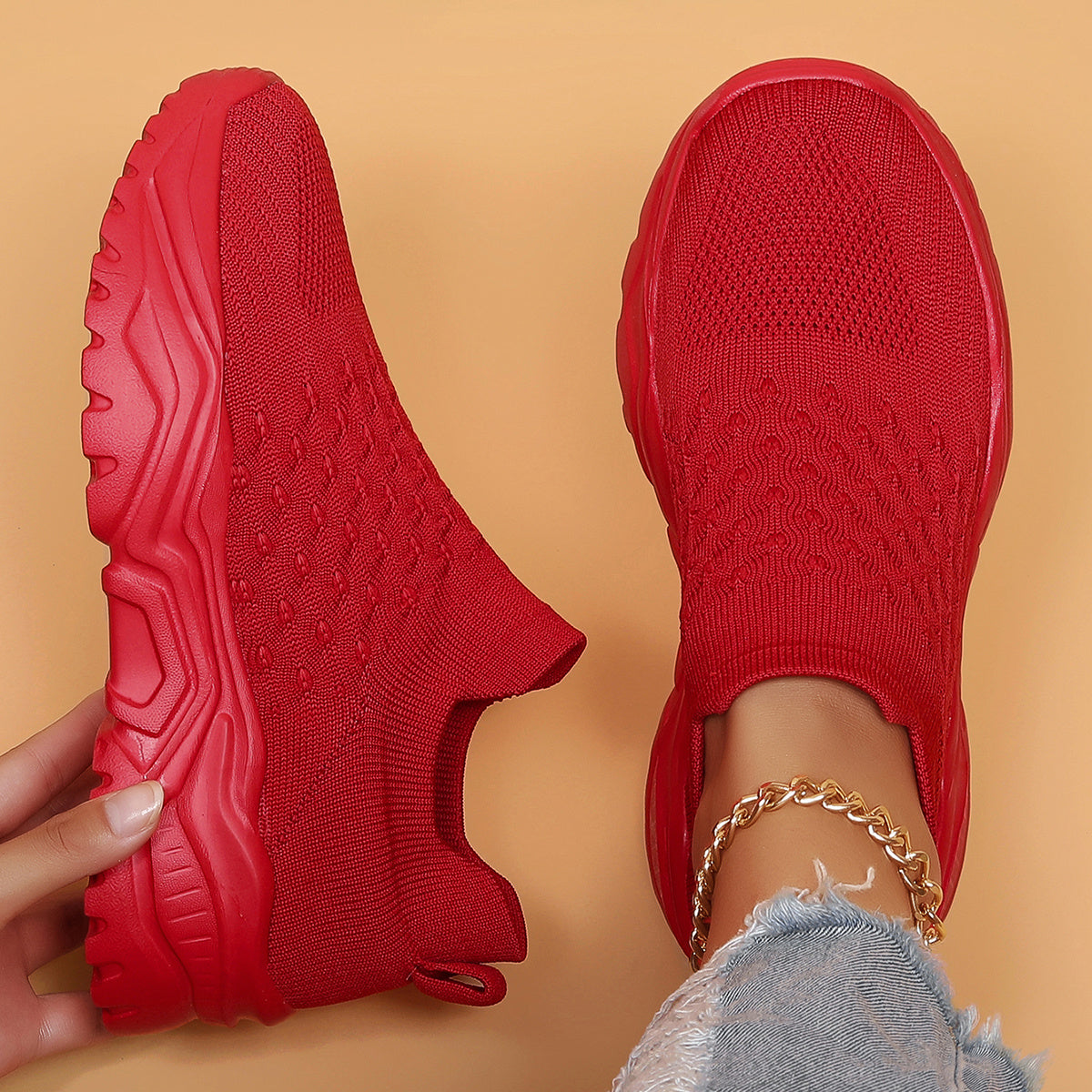 Breathable Lightweight Women's Slip-On Sneakers Casual Low Top Running Shoes with EVA Sole