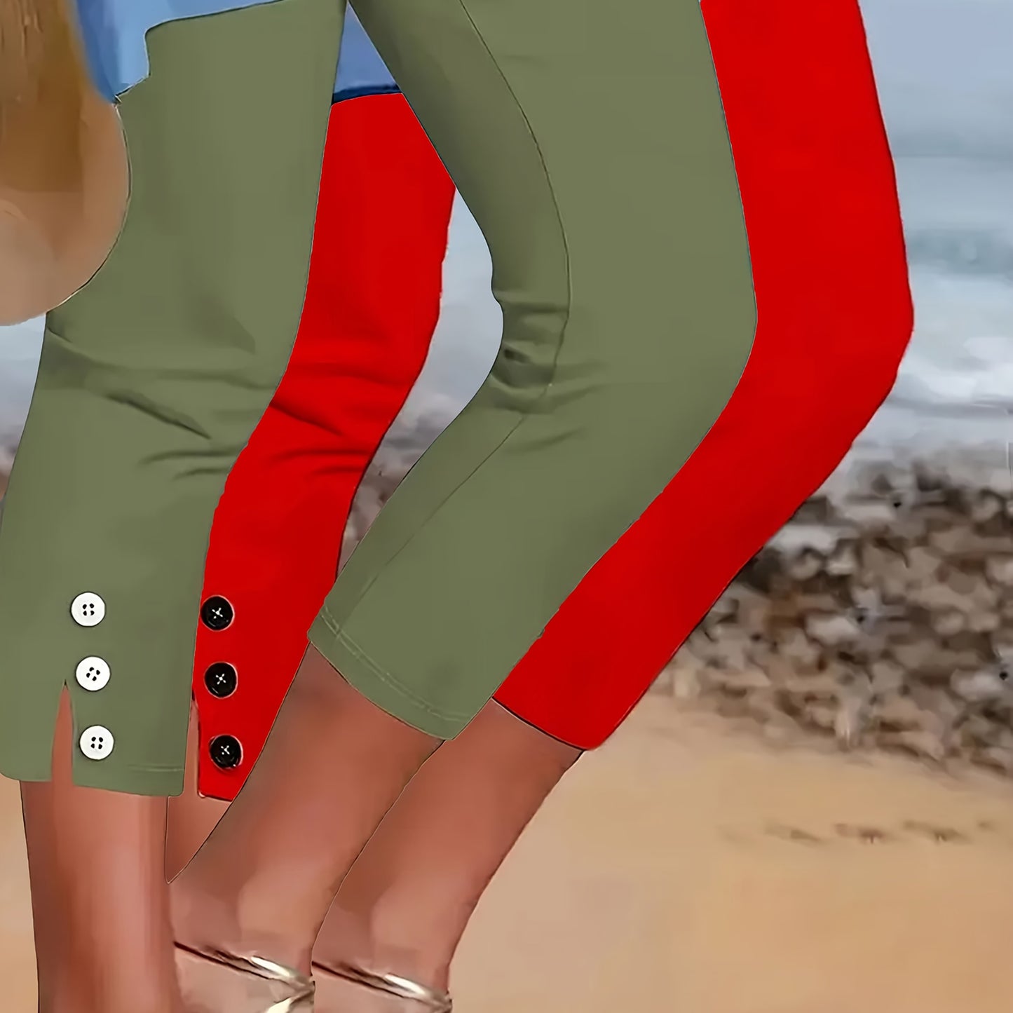 Two Pack Women's Slim Fit Capri Leggings With Button Detail