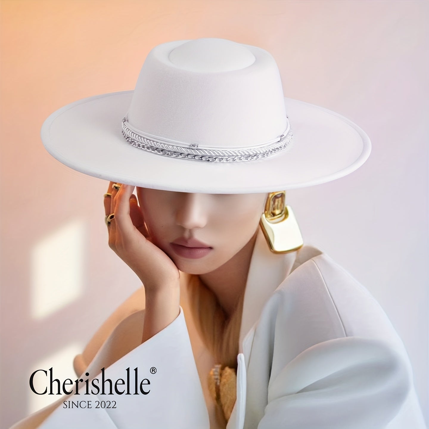 Fashionable Wide-Brim Women's Fedora Hat with Silvery Chain, Dome-Topped Felt Hat, 9.5cm Wide Brim Punk Rock Style Jazz Hat, Thickened Stylish Top Hat