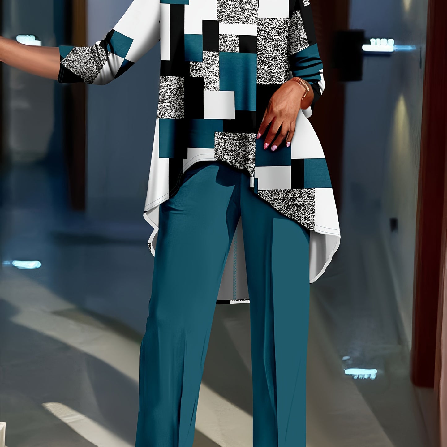 Geometric Print Long Sleeve Top And Solid Two-Piece Set