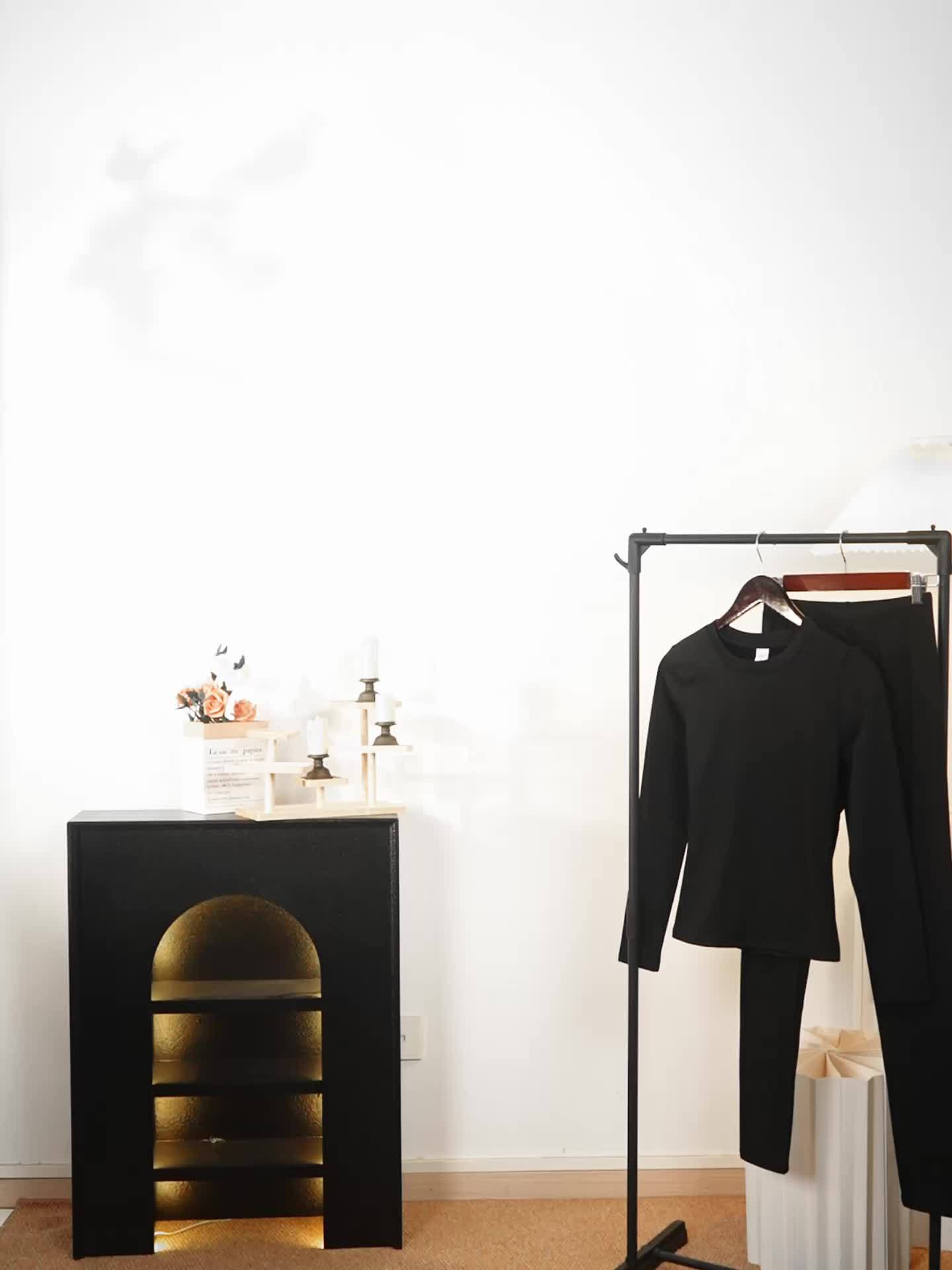 Men's Thermal Pajama Set With Base Layer Shirts And Pants