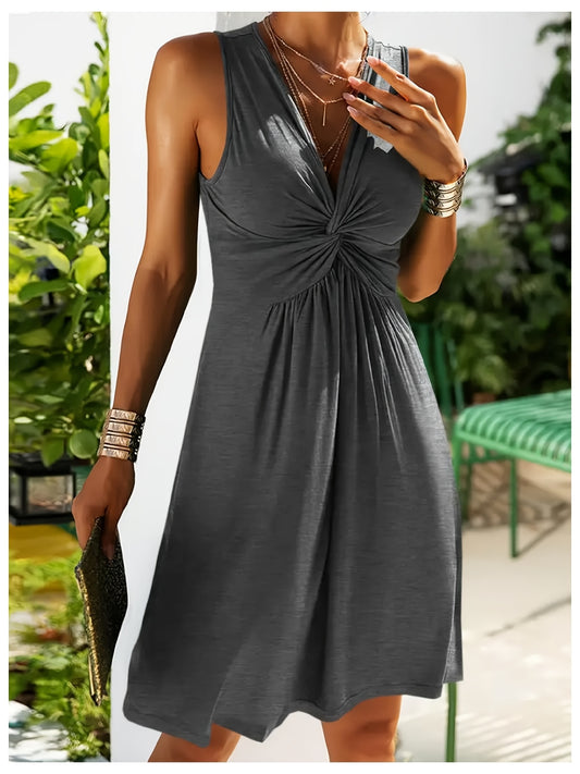 Spring/Summer Simple Chest Kink Front Pleat Design Elegant Sleeveless V-neck Dress