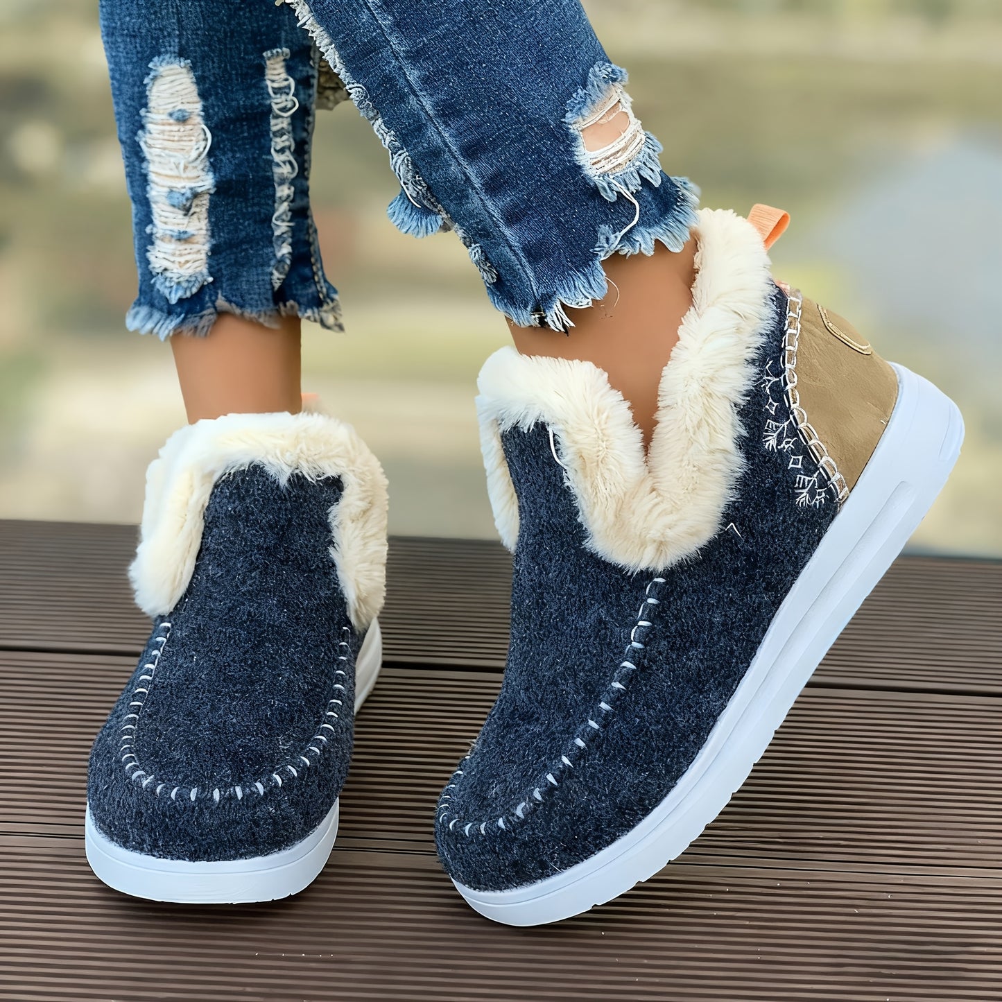 Comfortable Women's Slip-on Ankle Boots - with Fleece Lining, Round Toe Design, Flat Soft Sole, Thickened for Warmth, Essential for Winter, Women's Products From Local Warehouses. Women's Boots, Women Shoes
