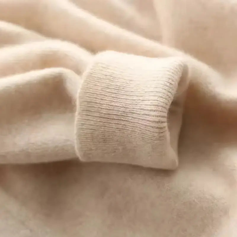 Men's V-Neck Wool Knit Pullover Sweater
