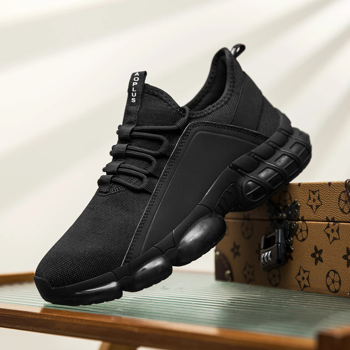 Men's Four Season Casual Sports Shoes Anti Slip Rubber Sole