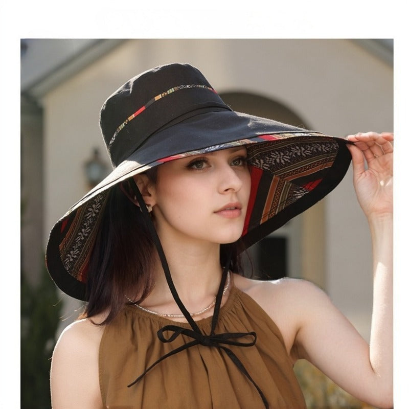 The New 2025 Fisherman Hat Features a Double-Sided Design with a Wide Brim to Shield Against Sunlight And Rays, Making It an Essential Item for The Beach And Outdoor Activities